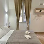 ゲストハウス Sicilia Bedda Room's