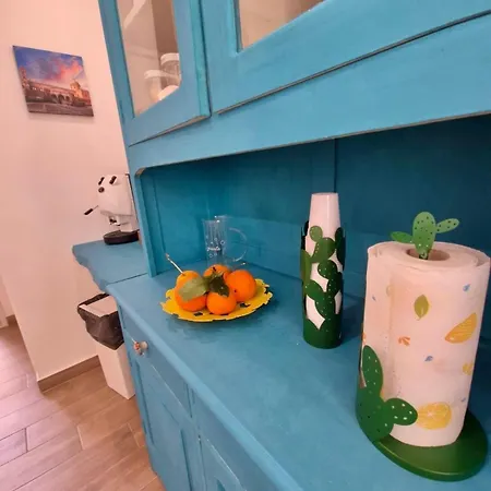 ゲストハウス Sicilia Bedda Room's 3*